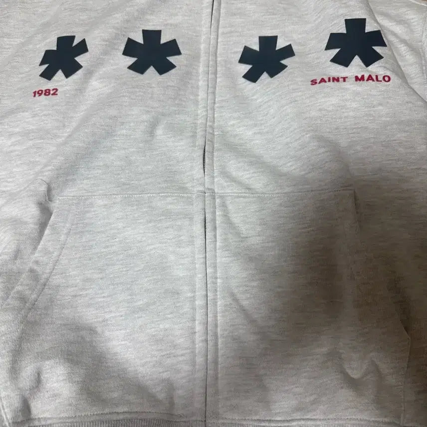 [BUNJANG] Amou Square Star Hoodie Zip-Up White Melange / 아모우 스퀘어 스타 후드집업 화이트 멜란지1