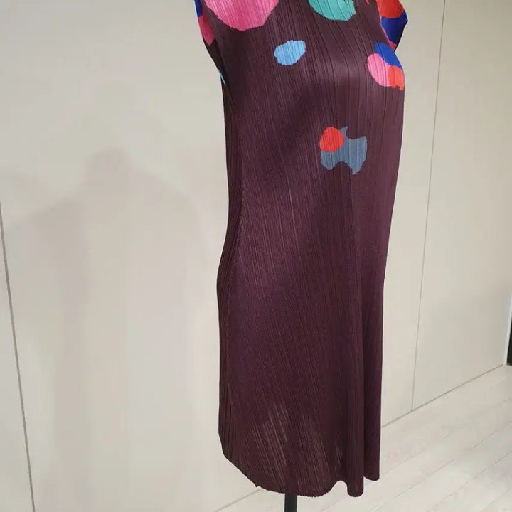 [BUNJANG] Pleated Pattern Sleeveless Midi Dress / 플리츠  패턴 민소매 원피스