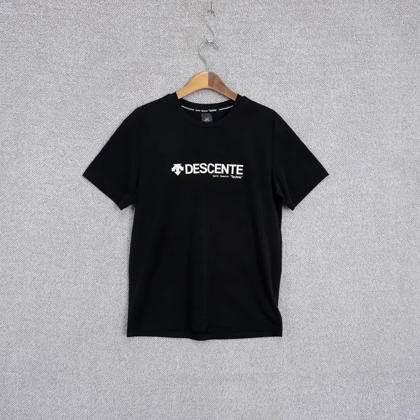 [BUNJANG] Descente Unisex Functional Printing Short Sleeve T-Shirt Size 95 / 데상트 공용 기능성 프린팅 반팔 티셔츠 95size
