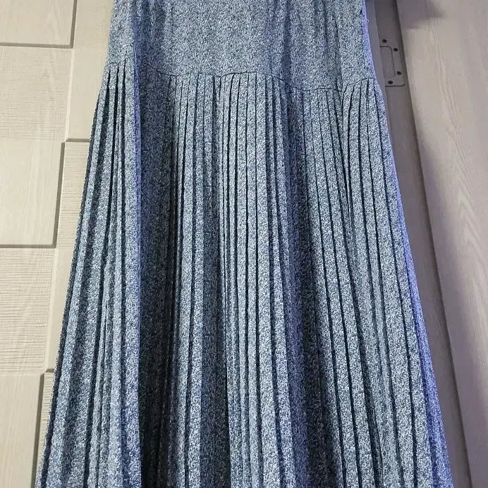 [BUNJANG] Floral Pleated Long Dress / 잔꽃 플리츠 롱 원피스
