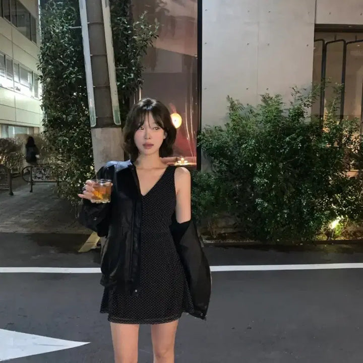 [BUNJANG] Sober Black Dot Short Dress / (택달린 새상품) 소버샵 sober black dot 도트 원피스 숏