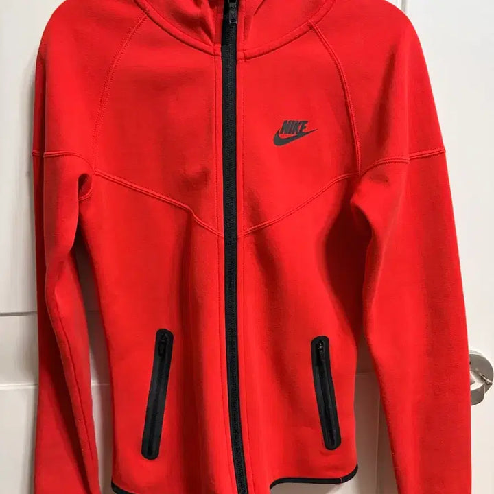 [BUNJANG] Nike Tech Fleece Zip-Up Hoodie Red Women&