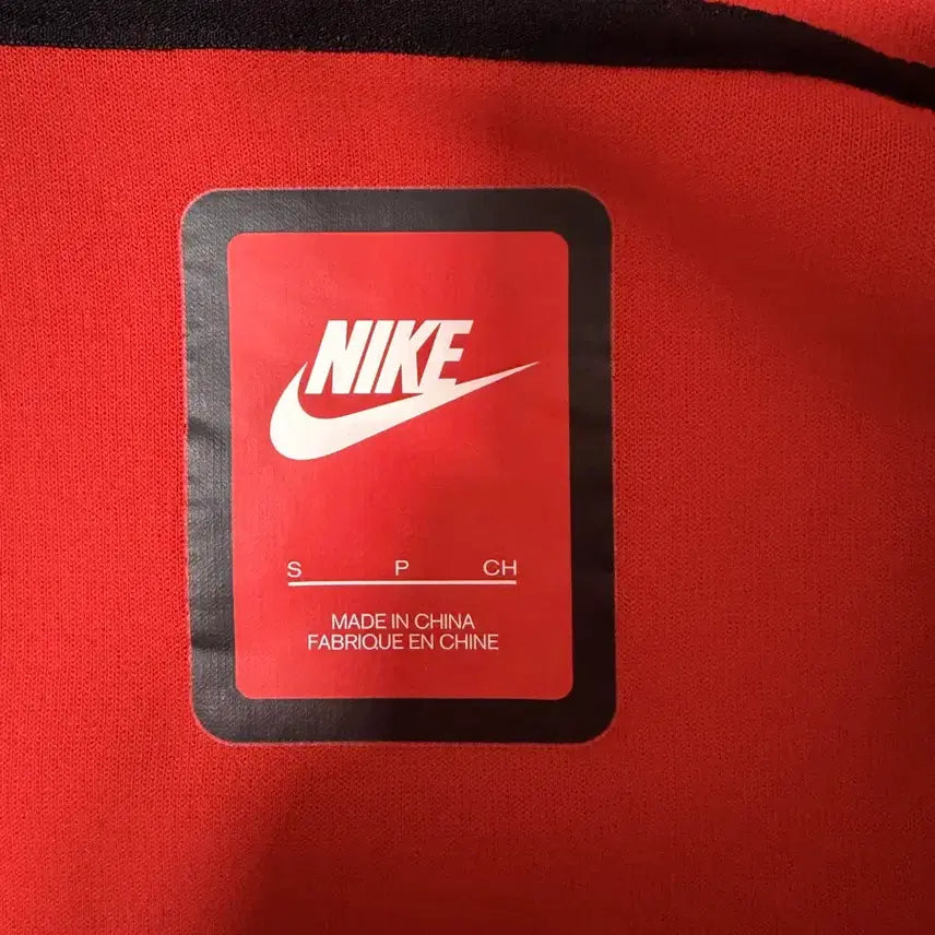 [BUNJANG] Nike Tech Fleece Zip-Up Hoodie Red Women&