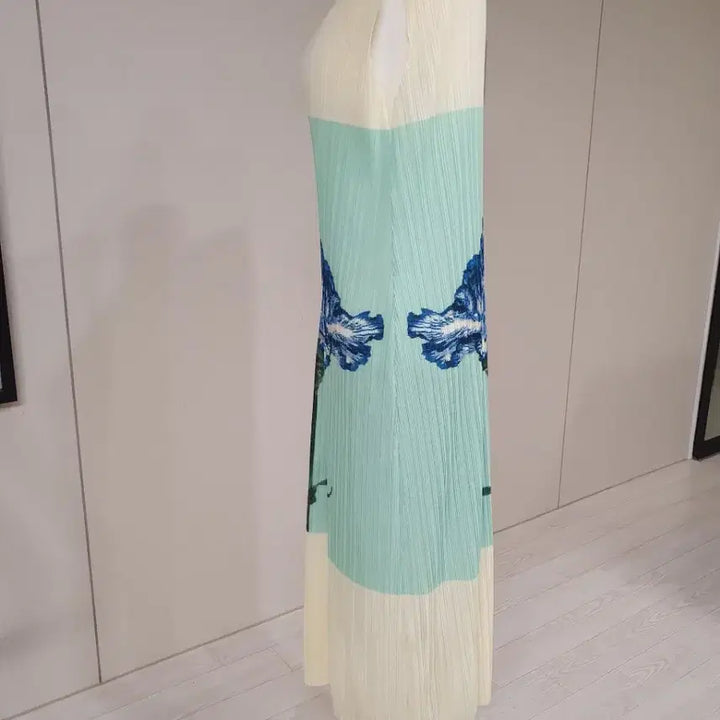 [BUNJANG] Pleated Flower Long Dress Mint Ivory / 플리츠 플라워 롱 원피스 민트 아이보리