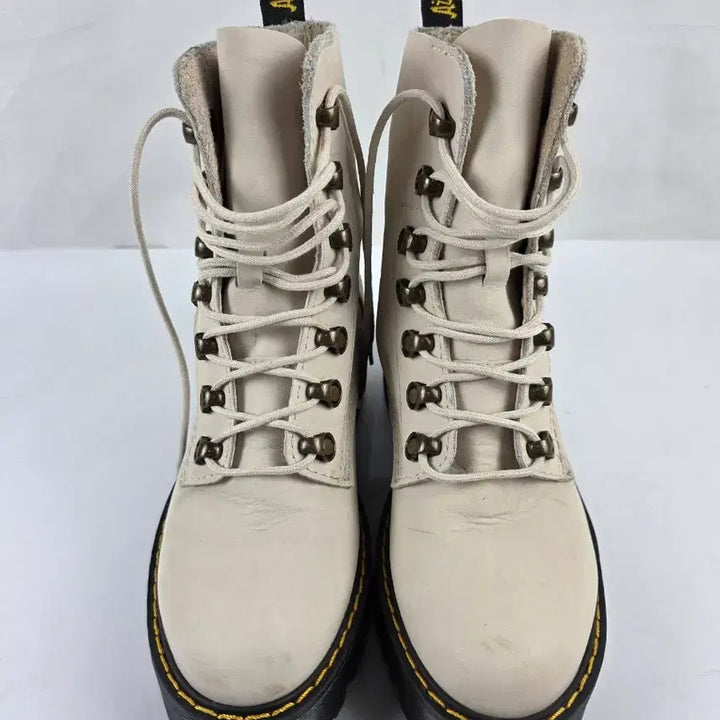 [BUNJANG] Dr. Martens Leona Leather Boots (230) / 빈트로^^230 닥터마틴 레오나(Leona)