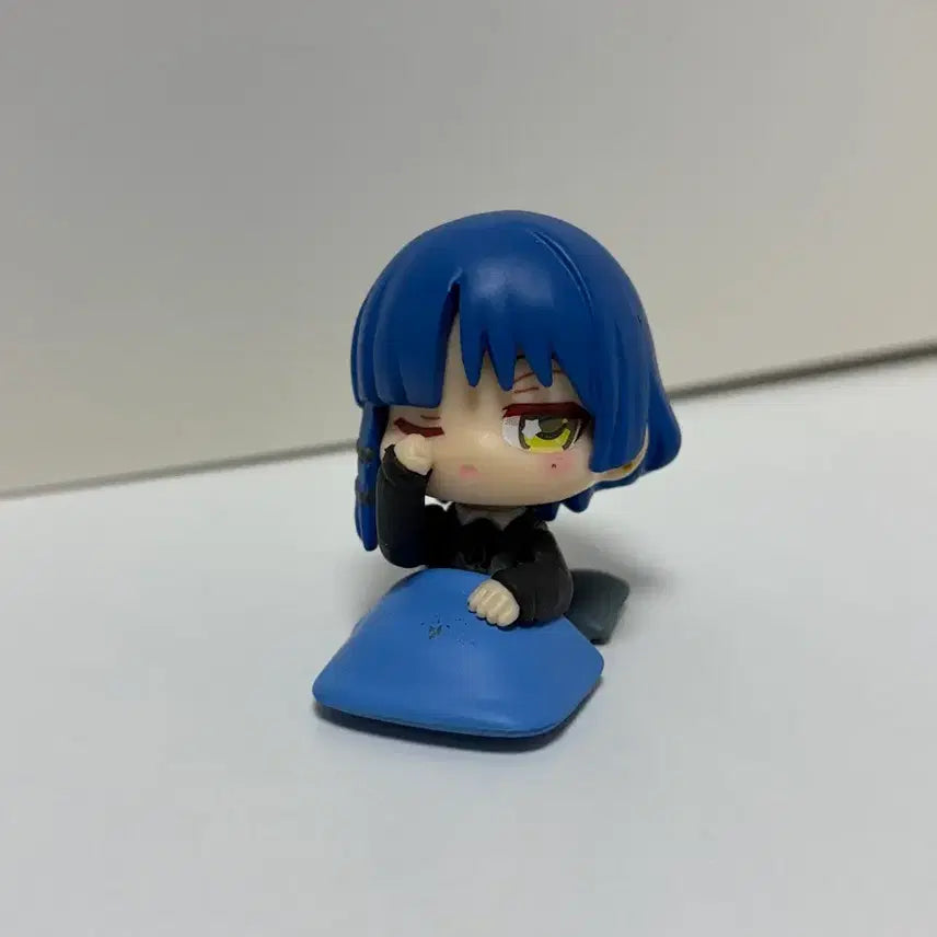 [BUNJANG] Bocchi the Rock! Ryo Yamada Gacha Figure / 봇치더락 야마다료 가챠