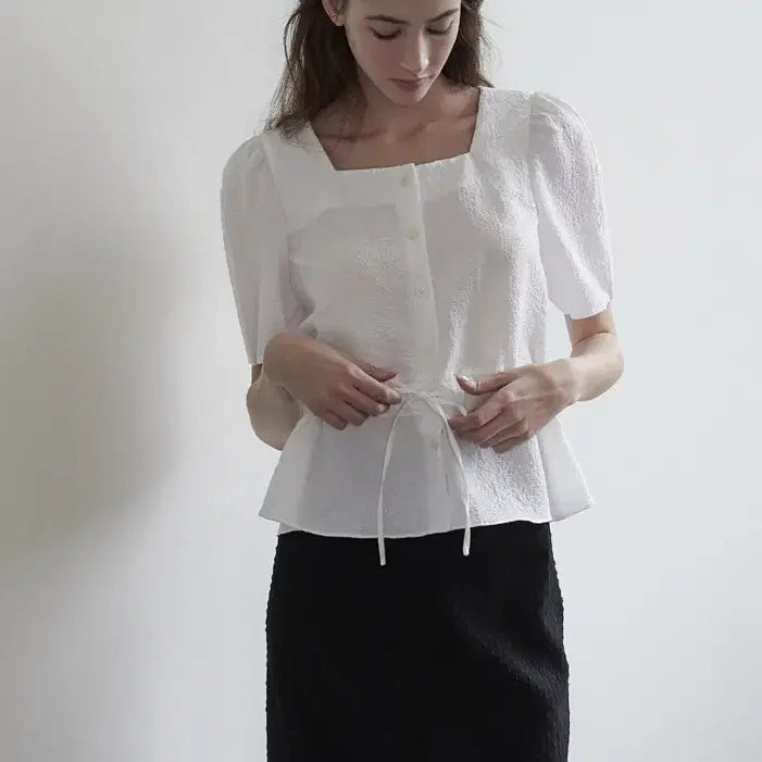 [BUNJANG] Bemyamansion Crinkle Banding Top Square Neck Blouse / 비뮤즈맨션 크링클 밴딩 탑 스퀘어넥 블라우스