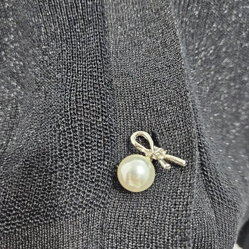 [BUNJANG] Glitter Black Ribbon Pearl Button Cardigan / 글리터 블랙 리본 진주 단추 가디건