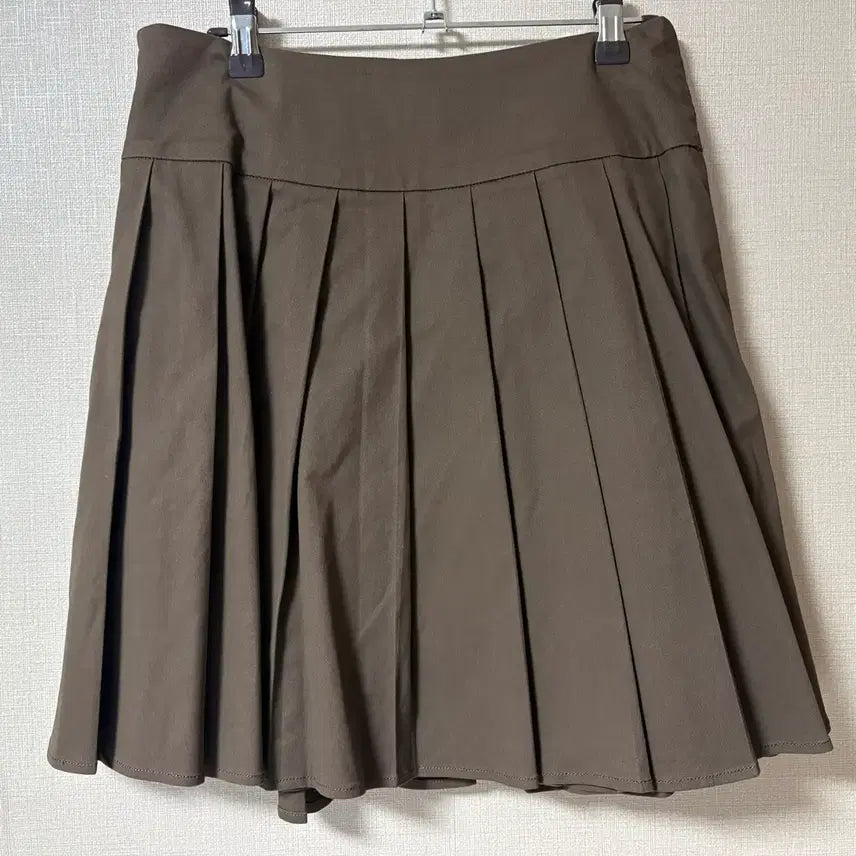 [BUNJANG] Binaryone Akoz Stutz Pleats Wrap Skirt Midi M / 바이너리원 아코즈 스터츠 플리츠 랩스커트 미디 M