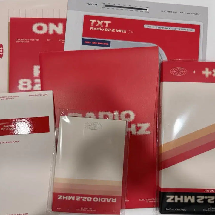 [BUNJANG] 2024 TOMORROW X TOGETHER Deco Kit (Unsealed) / 2024 TOMORROW X TOGETHER DECO KIT