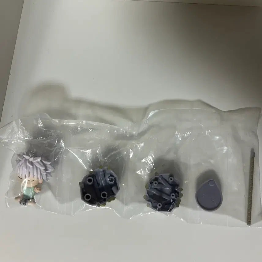 [BUNJANG] Hunter x Hunter Killua Suwarasetai Grid Island Gacha Figure / 헌터헌터 키르아 스와라세타이 그리드아일랜드 가챠