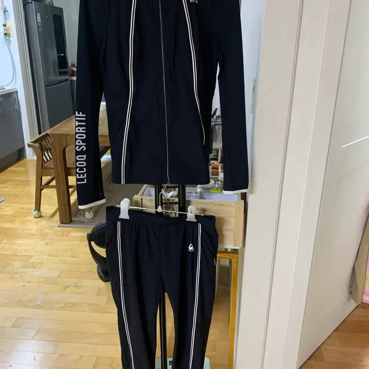 [BUNJANG] Le Coq Sportif Black Training Set / 르꼬끄 스포르티브 블랙 트레이닝복 세트