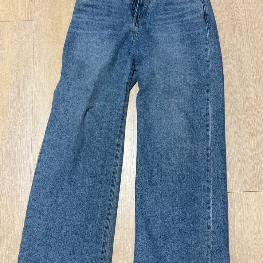 [BUNJANG] Label Archive Mariam Mid Blue Jeans Size 3 (3cm Hem Alteration) / 라벨아카이브 마리암 미드블루 3사이즈(3cm 수선)