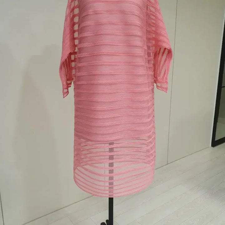 [BUNJANG] Pink See-Through Pleated Long Dress / 핑크 시스루 플리츠 롱 원피스