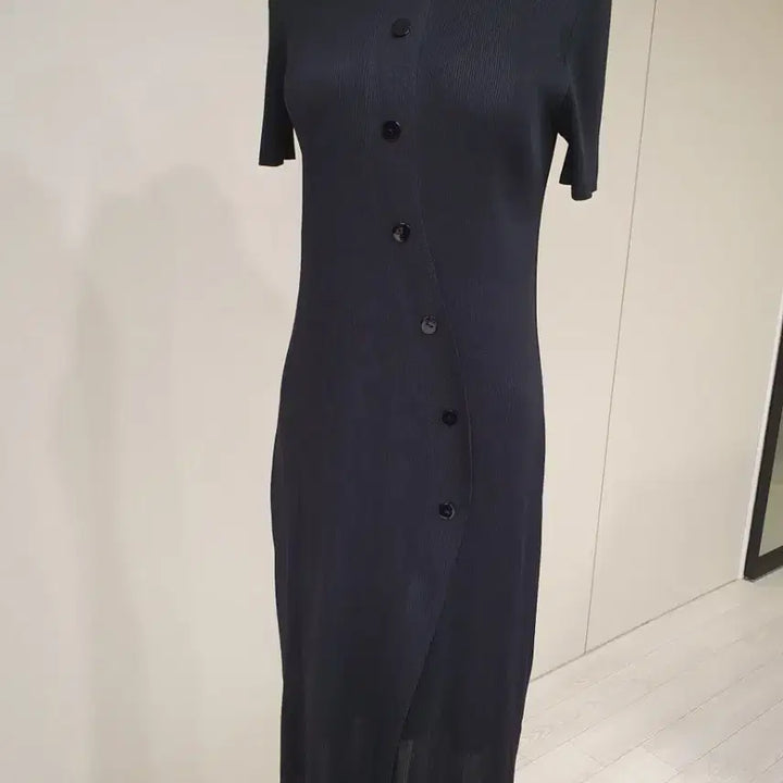 [BUNJANG] Plara Black Ribbed Short-Sleeve Long Dress / 플라라 블랙 골지 반팔 롱 원피스