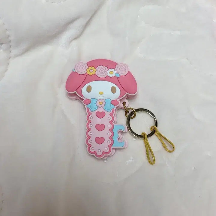 [SOLD OUT] 산리오 마이멜로디 열쇠모양 집게 열쇠고리 키링고리