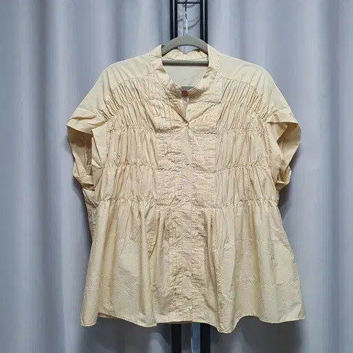 [BUNJANG] DENOVA Smocked Pintuck Flare Blouse / DENOVA 스모크 핀턱 플레어 블라우스