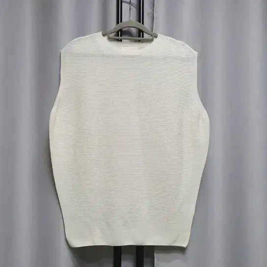 [BUNJANG] In-Lei-ment Hol-Garmet Linen Sleeveless Knit / 인레이먼트 린넨 홀가먼트 민소매 니트