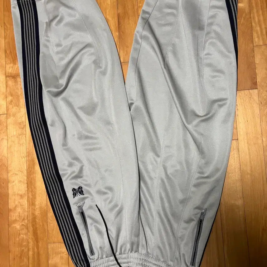 [BUNJANG] Needles HD Track Pants Smooth Grey XS / 니들스 hd 트랙팬츠 스무스 그레이 xs