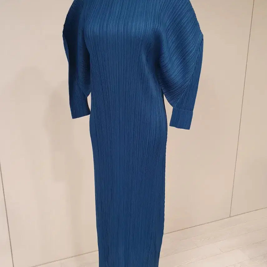 [BUNJANG] Blue Pleated Long Dress / 블루 플리츠 롱 원피스