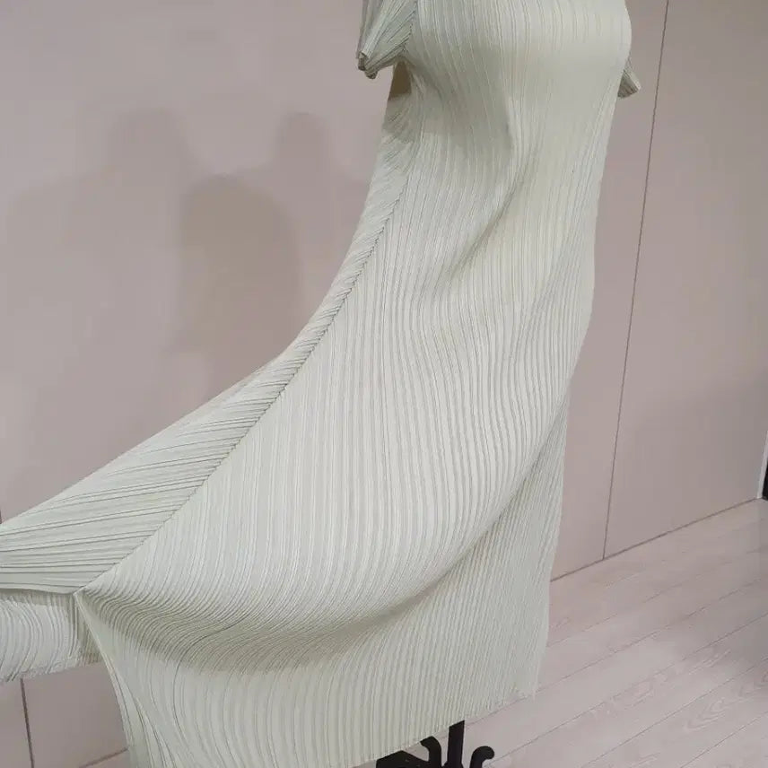 [BUNJANG] Yoitz Mint Pleated Short-Sleeve Long Dress / 요이츠 민트색 플리츠 반팔 롱 원피스