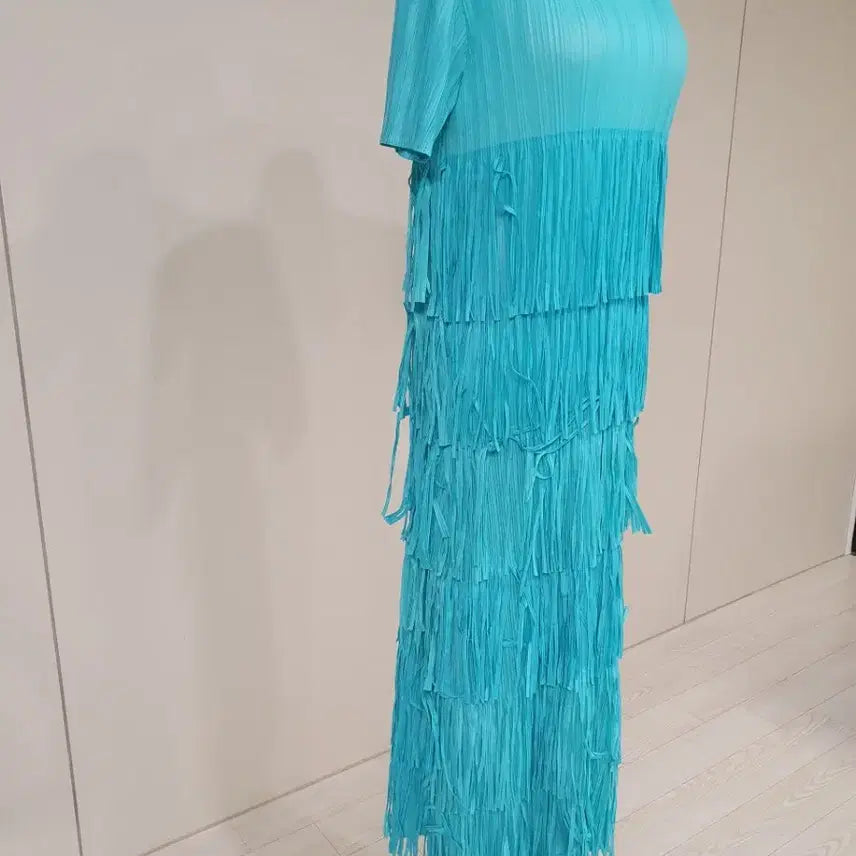 [BUNJANG] Turkey Blue Fringe Pleated Long Dress / 터키 블루 프린지 플리츠 롱 원피스