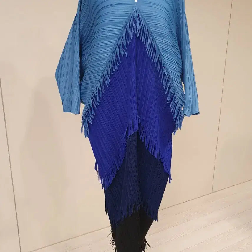 [BUNJANG] Pleated Fringe Long Dress - Blue / 플리츠 프린지 롱 원피스 블루