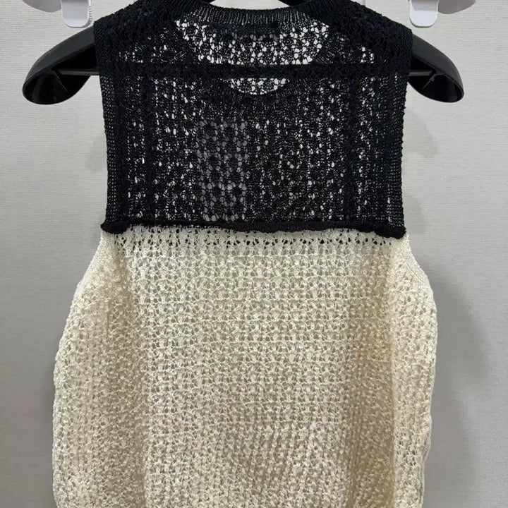 [BUNJANG] Mango Sleeveless Top S Size / (새상품) MNG 망고 민소매 탑 S사이즈