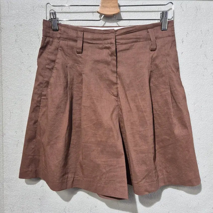 [BUNJANG] TEAM BROWN Pleated Shorts / 티임 브라운 플리츠 반바지 숏팬츠