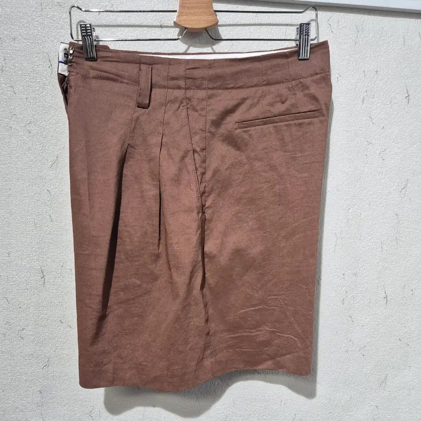 [BUNJANG] TEAM BROWN Pleated Shorts / 티임 브라운 플리츠 반바지 숏팬츠