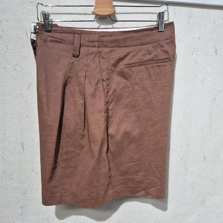 [BUNJANG] TEAM BROWN Pleated Shorts / 티임 브라운 플리츠 반바지 숏팬츠