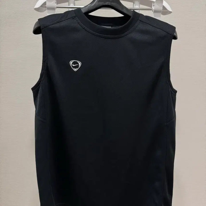 [BUNJANG] Nike Sleeveless T-Shirt Size 80 / 나이키 민소매 티셔츠 80사이즈