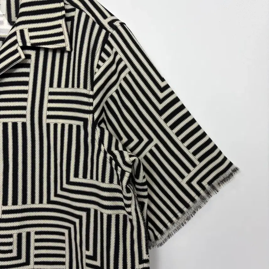 [BUNJANG] Koyari Pocket Pattern Short Sleeve Shirt / koyari 코야리 포켓 패턴 반팔 셔츠