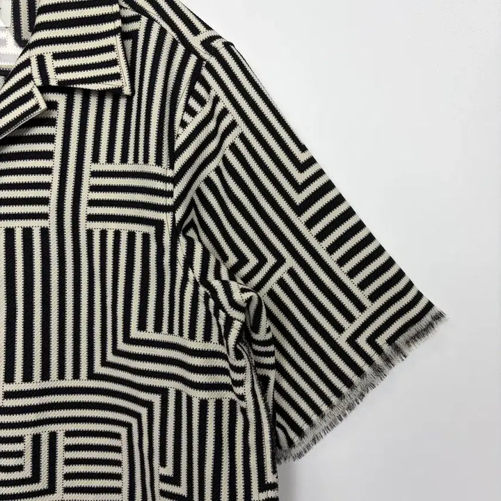[BUNJANG] Koyari Pocket Pattern Short Sleeve Shirt / koyari 코야리 포켓 패턴 반팔 셔츠