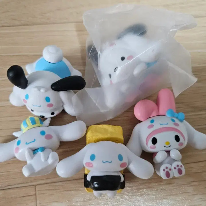 [BUNJANG] Cinnamoroll Gacha Figure / 시나모롤 가챠 피규어