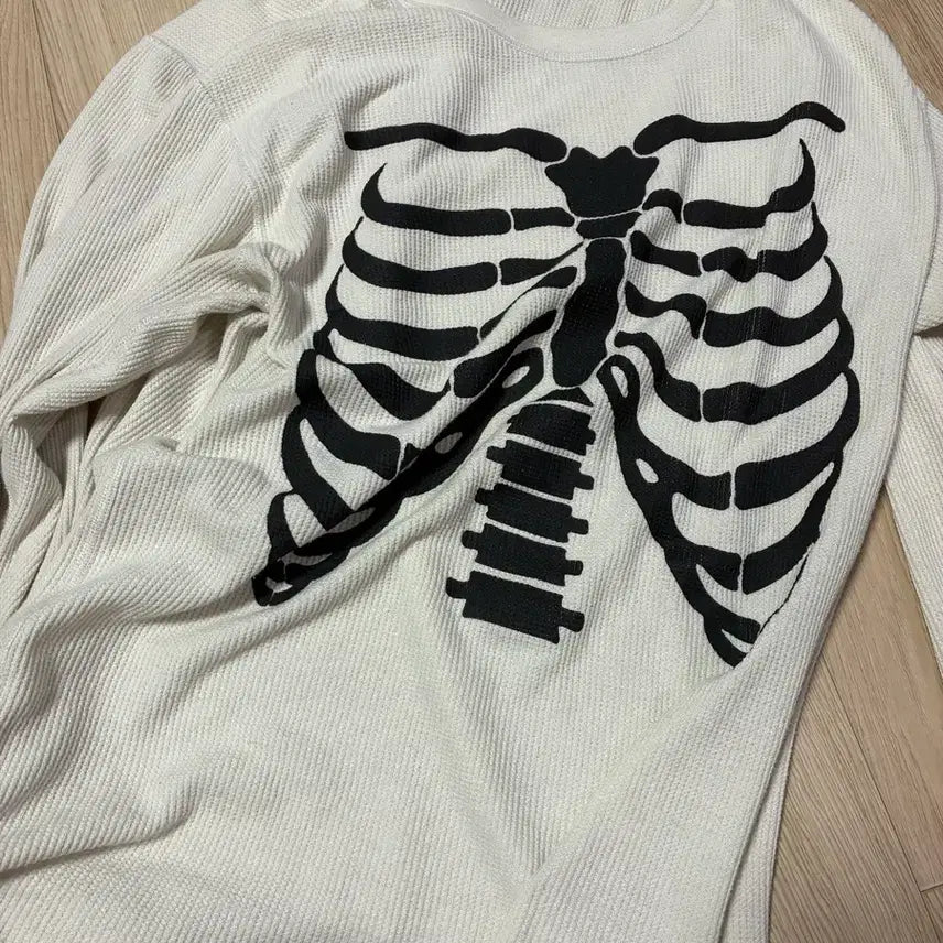 [BUNJANG] Supreme Heinze Bones Thermal Crew Natural XL / 슈프림 헤인즈 본즈 써멀 크루 내추럴 xl