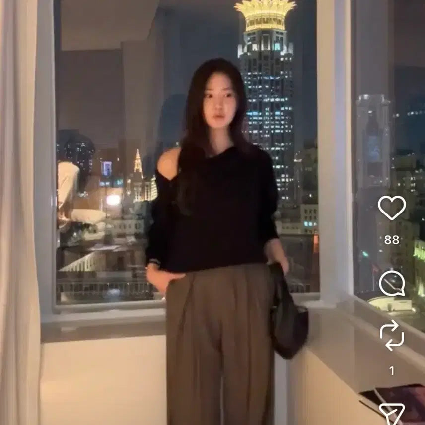 [BUNJANG] Love Meow Button Summer Knit - Black / 러브미우 버튼 썸머 니트 - 블랙