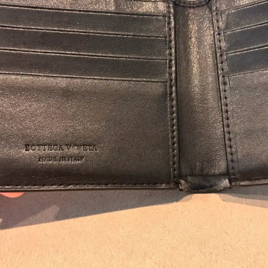 [BUNJANG] Bottega Veneta Intrecciato Bi-fold Wallet Black / 급처)보테가 베네타 인트레치아토 반지갑 블랙