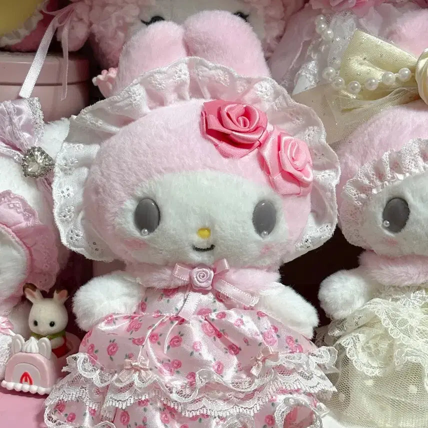 [BUNJANG] Sanrio My Melody Rose Mascot Doll (Reformed) / 리폼) 산리오 레이디 마이멜로디 로즈 장미 마스코트 인형