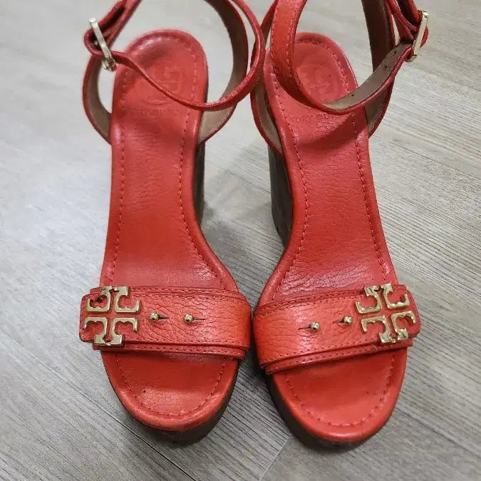 [BUNJANG] Tory Burch Elina Wedge Sandals Size 7M (US Women&