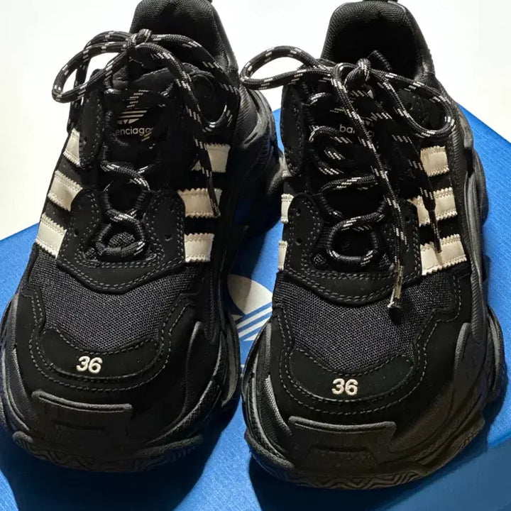 [BUNJANG] Balenciaga x Adidas Triple S Sneakers Black / 36) 발렌시아가 아디다스 트리플s 블랙