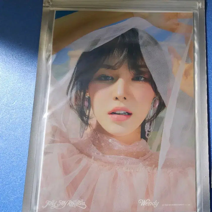 [BUNJANG] Red Velvet Wendy Feel My Rhythm A4 Photocard (Sealed) / (미개봉) 레드벨벳 웬디 필마이리듬 a4 포토