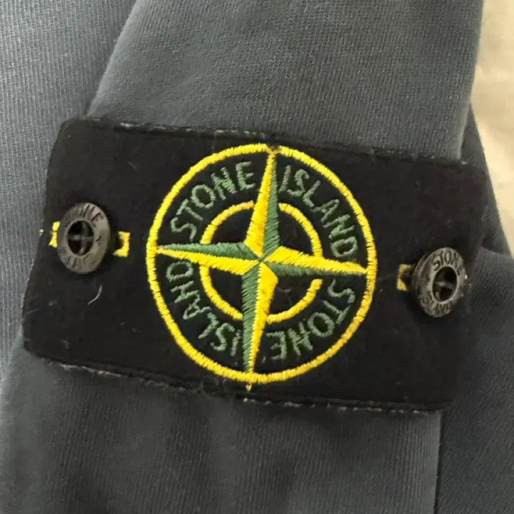 [BUNJANG] Stone Island Sweatshirt 22ss Avio Blue M / 스톤아일랜드 맨투맨 22ss 아비오블루 m