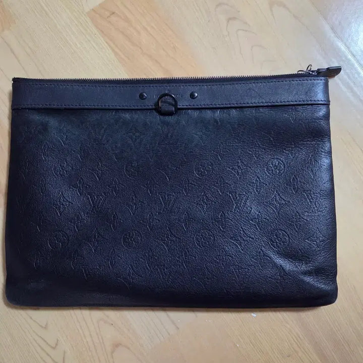[BUNJANG] Louis Vuitton Pochette Discovery Pouch Monogram Shadow M62903 / 루이비통 포쉐트 디스커버리 쉐도우 클러치 M62903 무조건정품