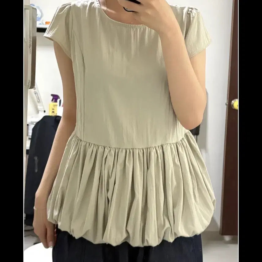 [BUNJANG] Balloon Fit Short Sleeve Blouse - Ivory / 벌룬핏 반팔 블라우스 아이보리