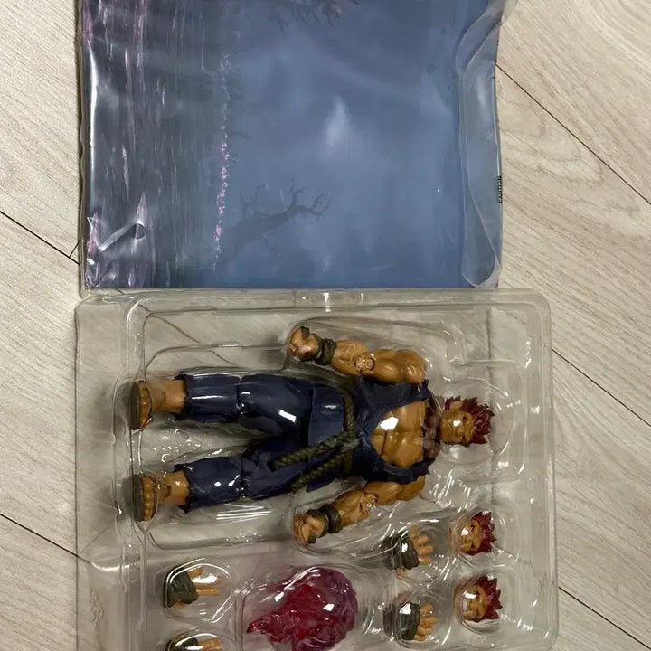 [BUNJANG] S.H.Figuarts Gouki Street Fighter Action Figure / shf 고우키, s.h.f 고우키, 스트리트 파이터
