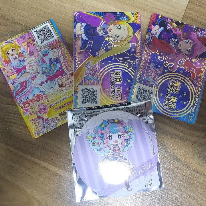 [BUNJANG] Aikatsu Yume Kirara Card &amp; Can Badge Set / 아이엠스타 아이카츠 유메 챠오 카드 키라라 캔뱃지 아이돌 카드
