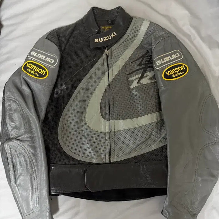 [BUNJANG] Suzuki x Vansan Leather Racing Jacket / 스즈키 X 밴슨 가죽 레이싱 자켓