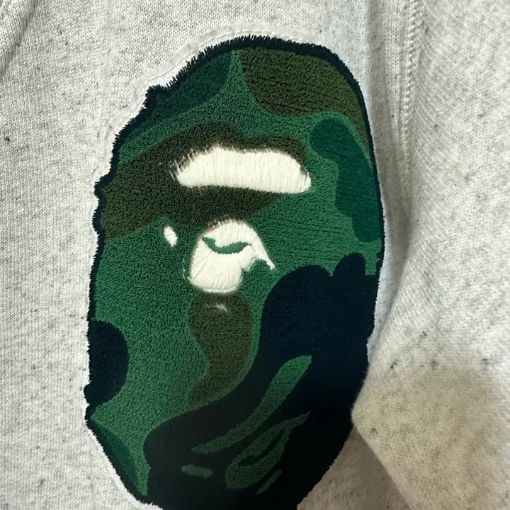 [BUNJANG] A Bathing Ape (BAPE) College Badge Sweat Cardigan / 베이프 컬리지 배지 스웨트 가디건