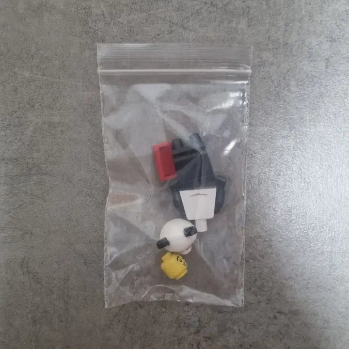 [BUNJANG] LEGO BAM Limited Edition Chinese Panda Waiter Minifigure / (새제품) 레고 bam 중국 판다 알바 미니피규어